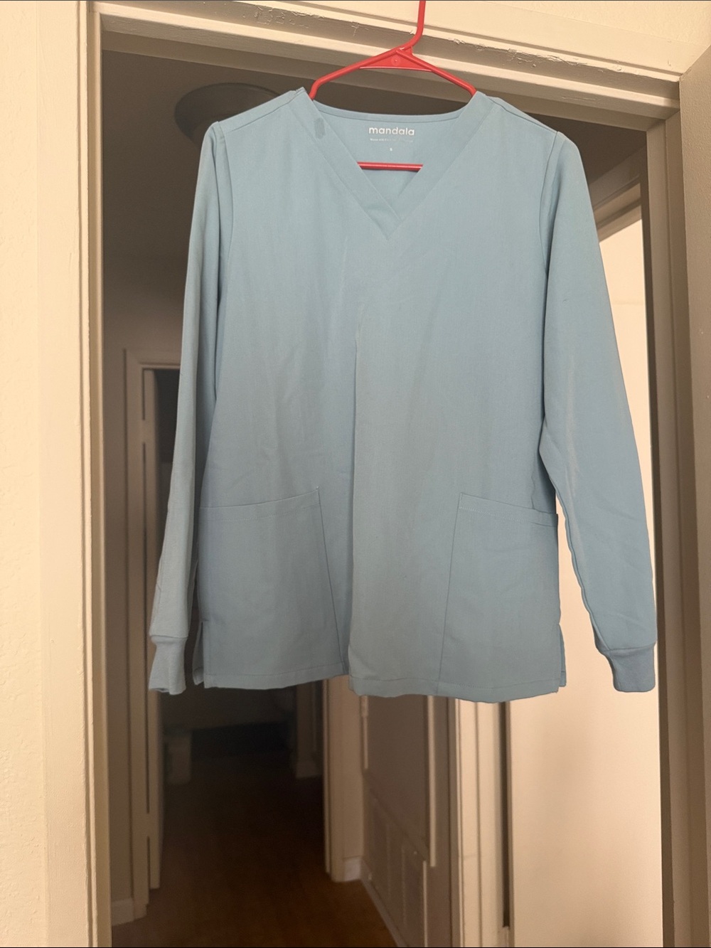 Mandala Women’s Sky Blue V-Neck Scrub Top & bottoms
